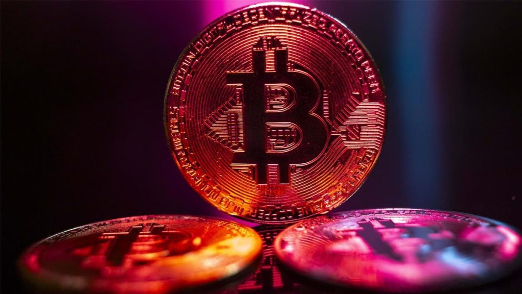 آیا بیت کوین سرمایهگذاری خوبی است؟