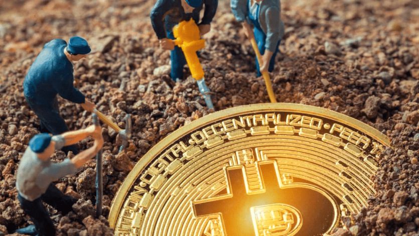 مکانیزمهای عرضه بیت کوین؛ استخراج و هاوینگ با جزئیات