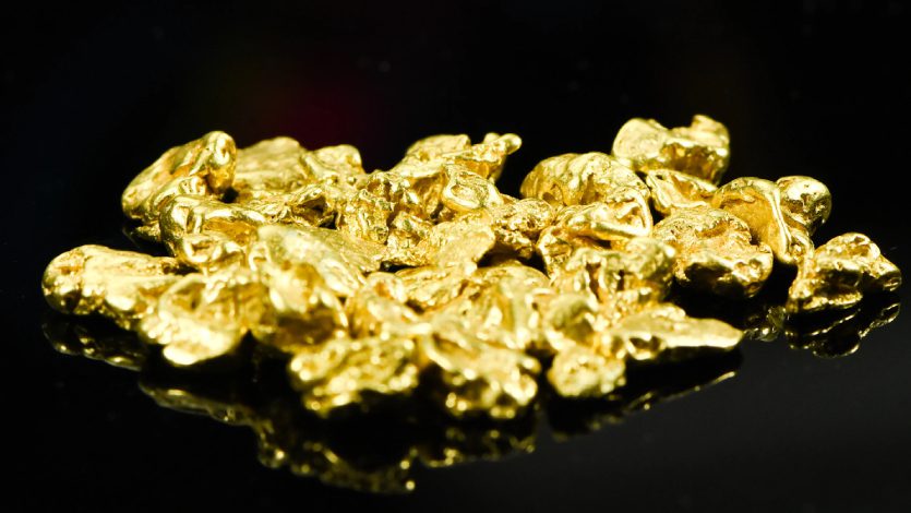 عوامل موثر بر قیمت مظنه طلا